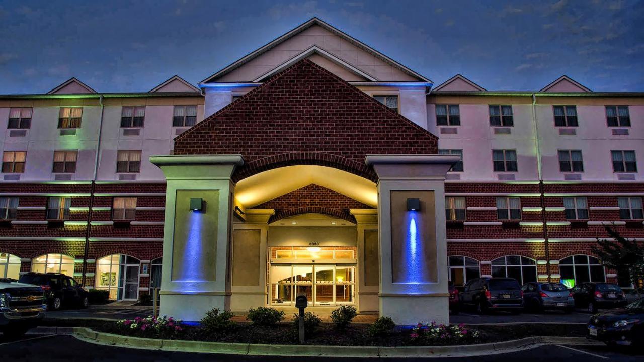 Holiday Inn Express La Plata By Ihg Exterior foto